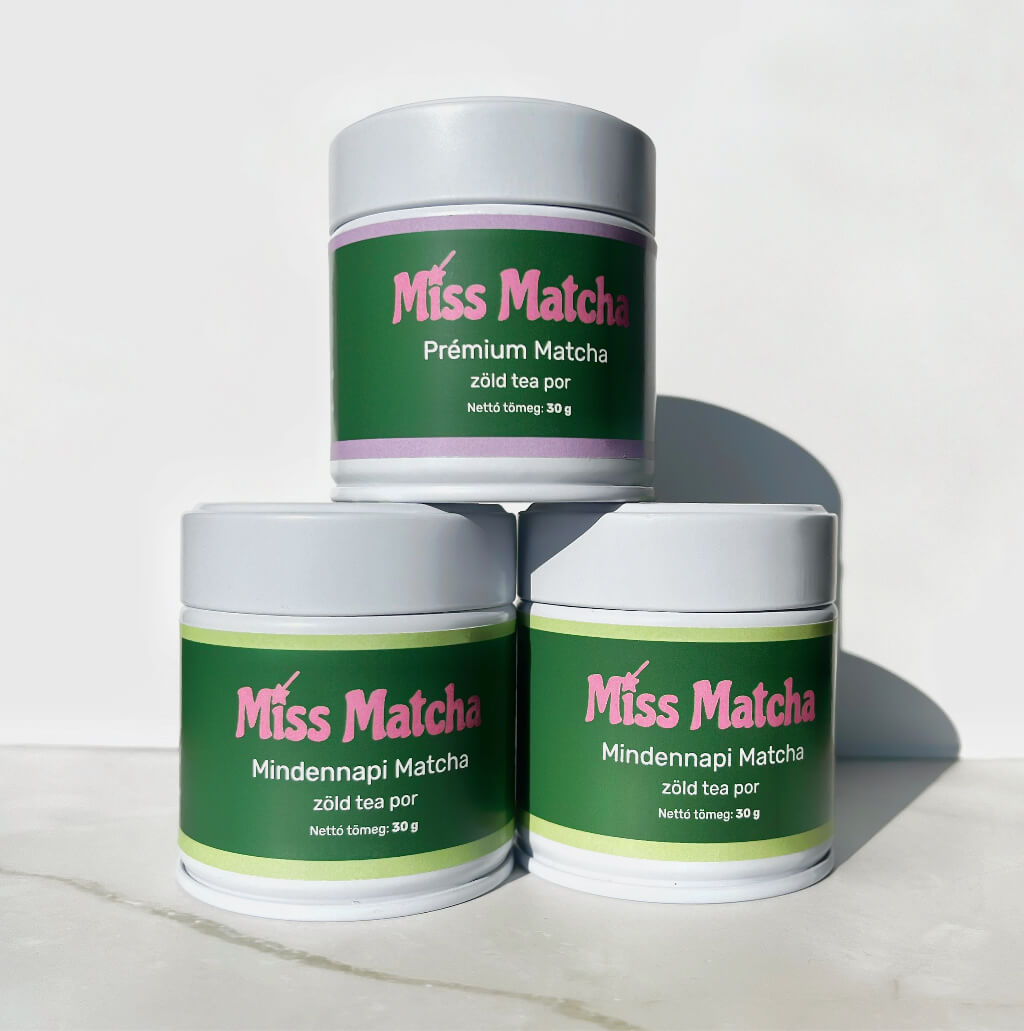 Termékkép 3 matcha dobozról piramisba rakva